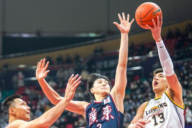 彩经网双色球基本走势图-CBA春晚变成一边倒 辽宁展现进步 广东为何惨败?